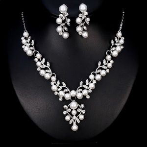 Pearl necklace sets